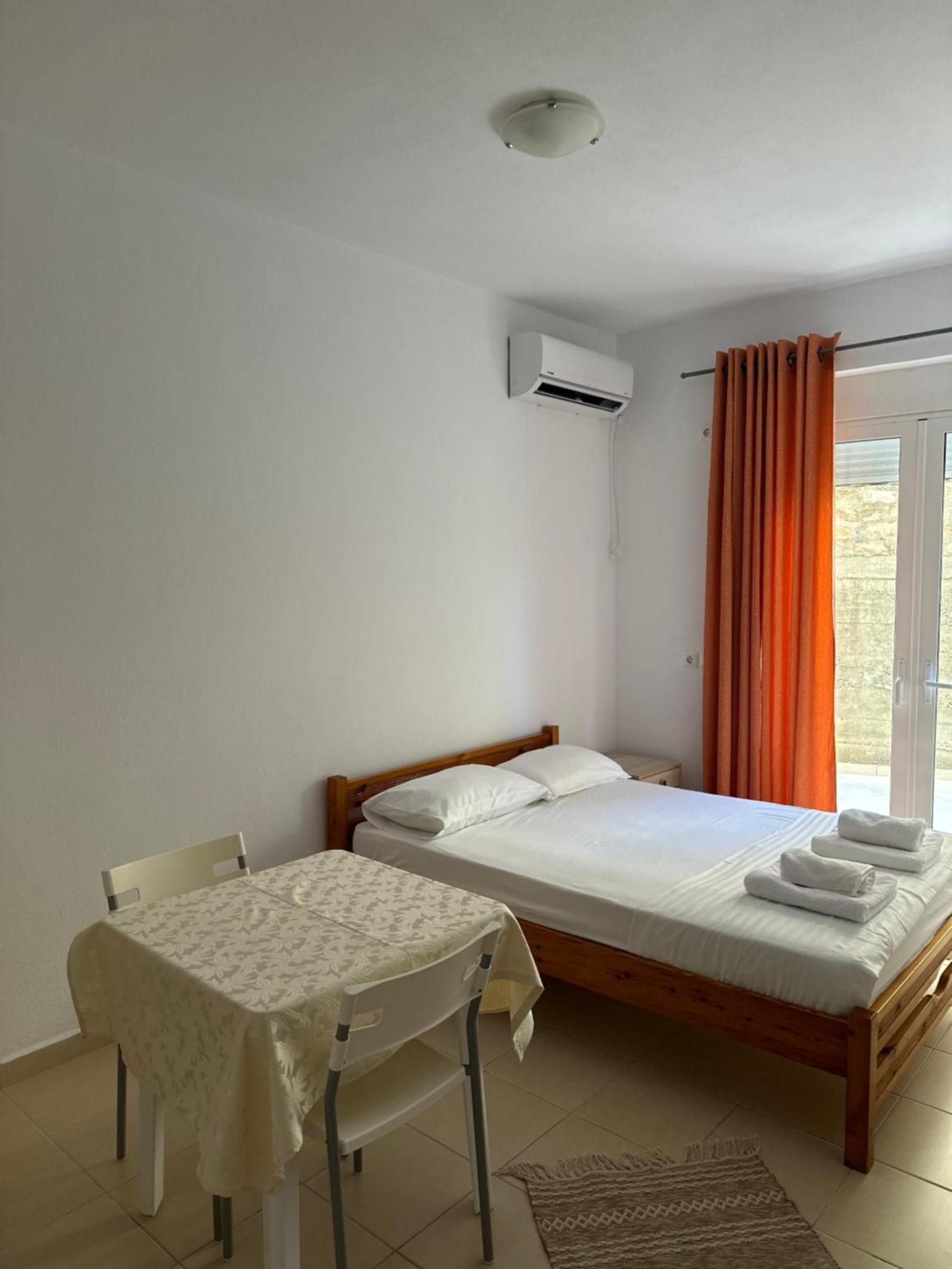 Vila Lemon Tree Sarande Bagian luar foto