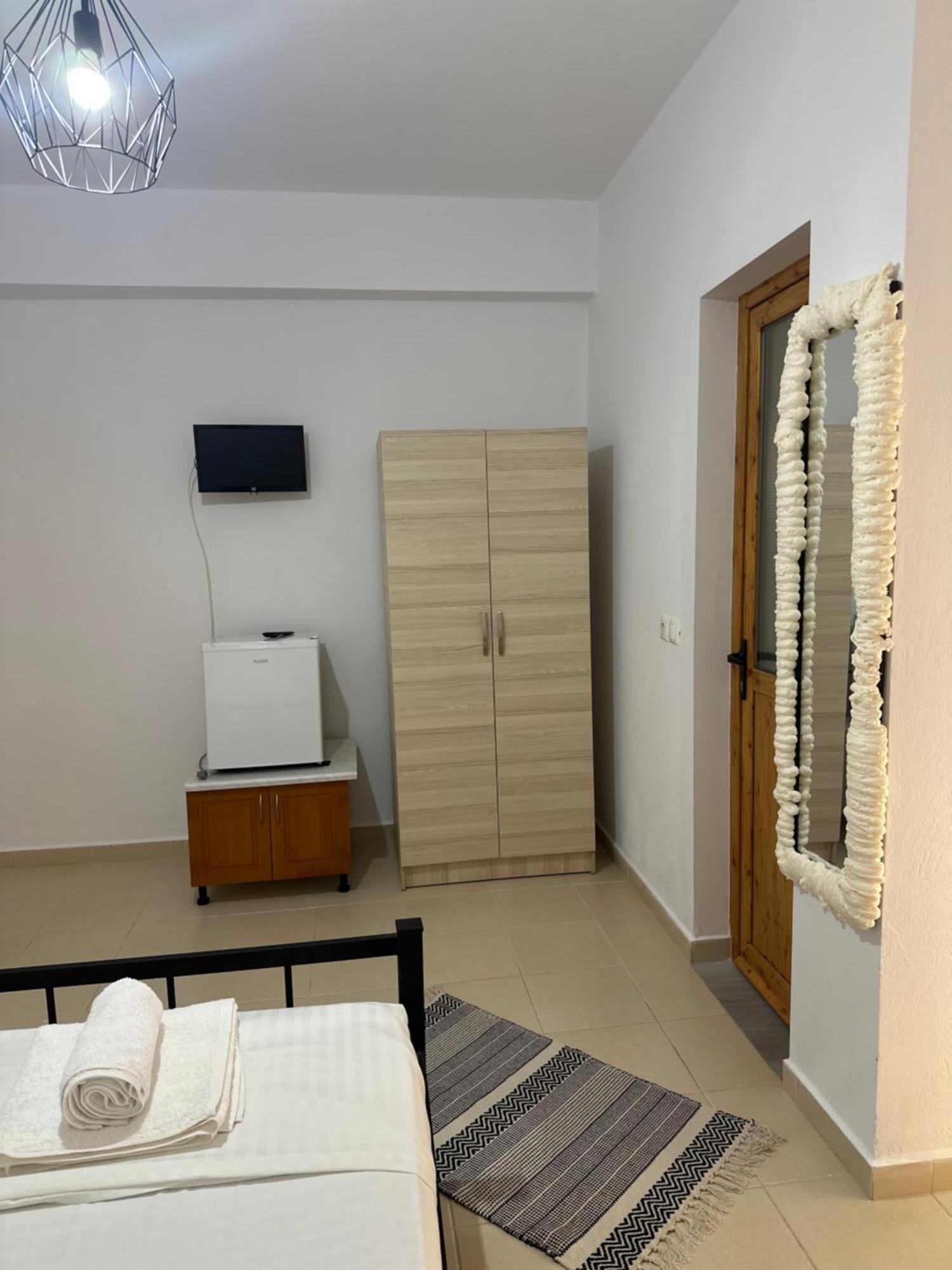 Vila Lemon Tree Sarande Bagian luar foto