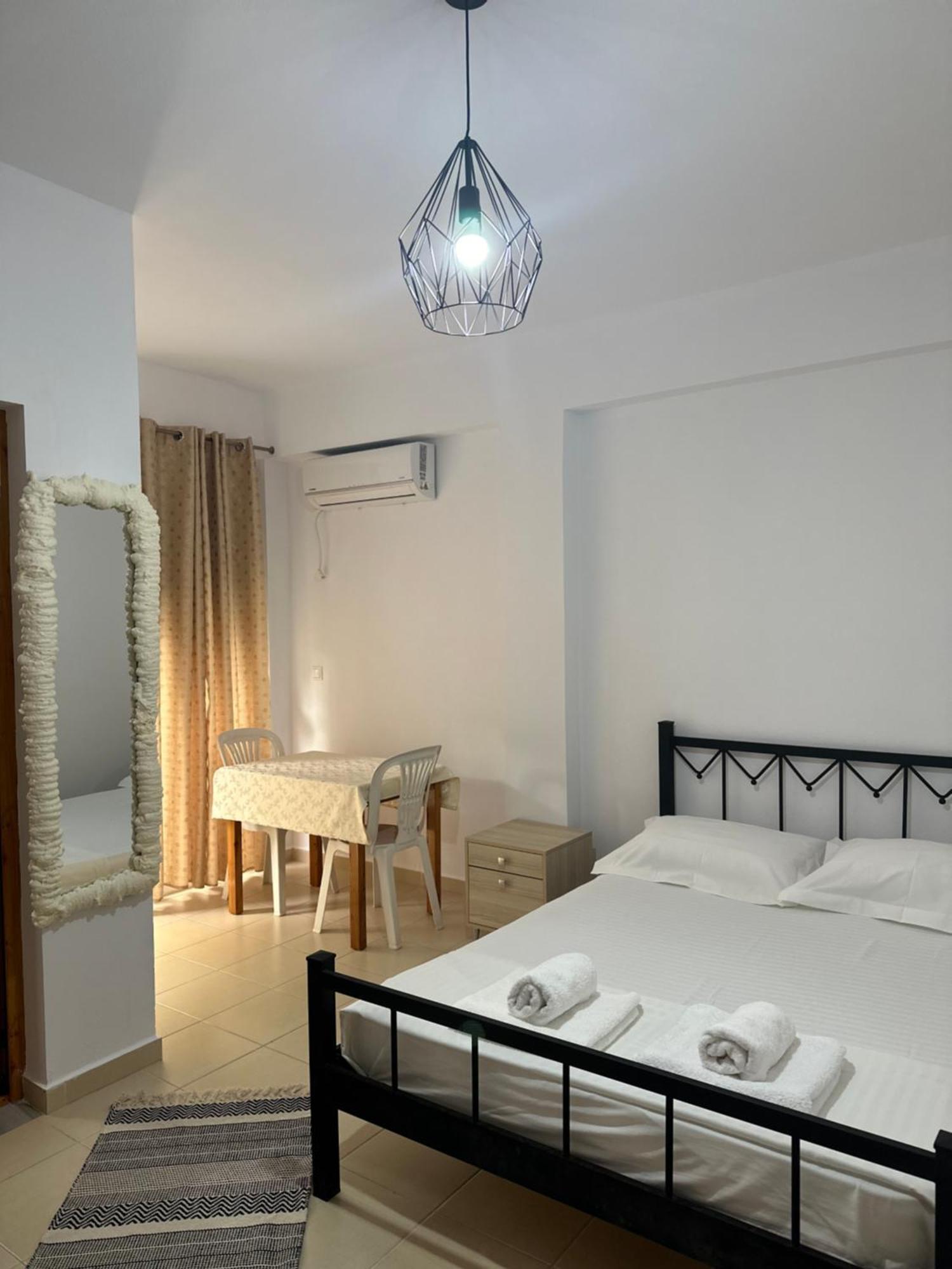 Vila Lemon Tree Sarande Bagian luar foto