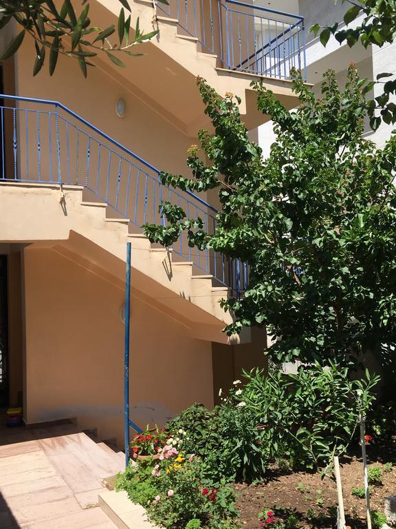 Vila Lemon Tree Sarande Bagian luar foto